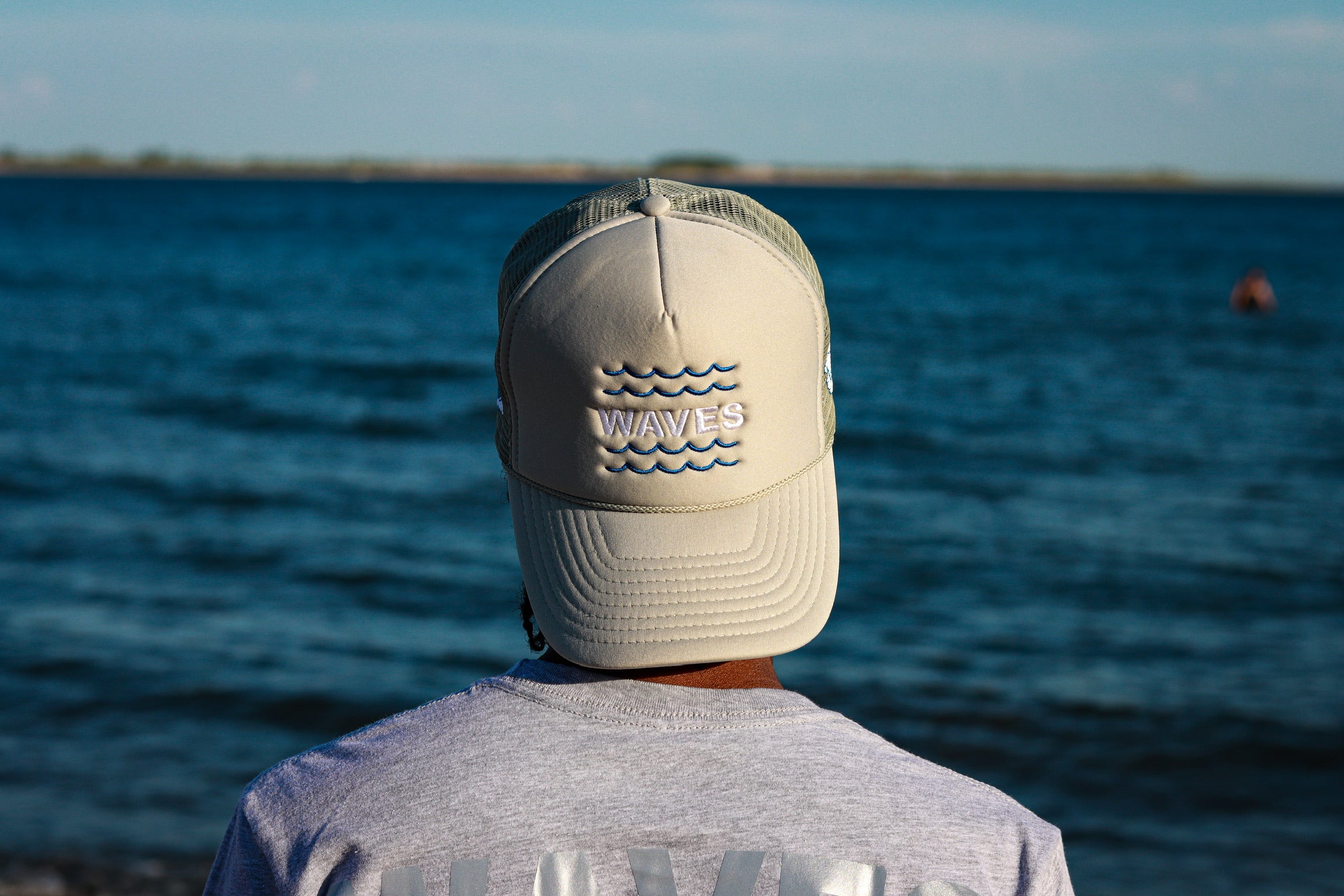 MPR CLOTHING GREY RIDE THE WAVE TRUCKER HAT